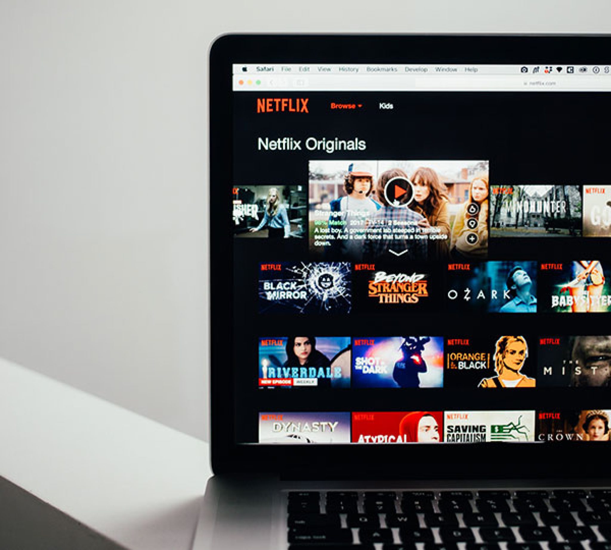 Wie Bekomme Ich Amerikanisches Netflix Amerikanisches Netflix in Österreich schauen [Guide 2024]